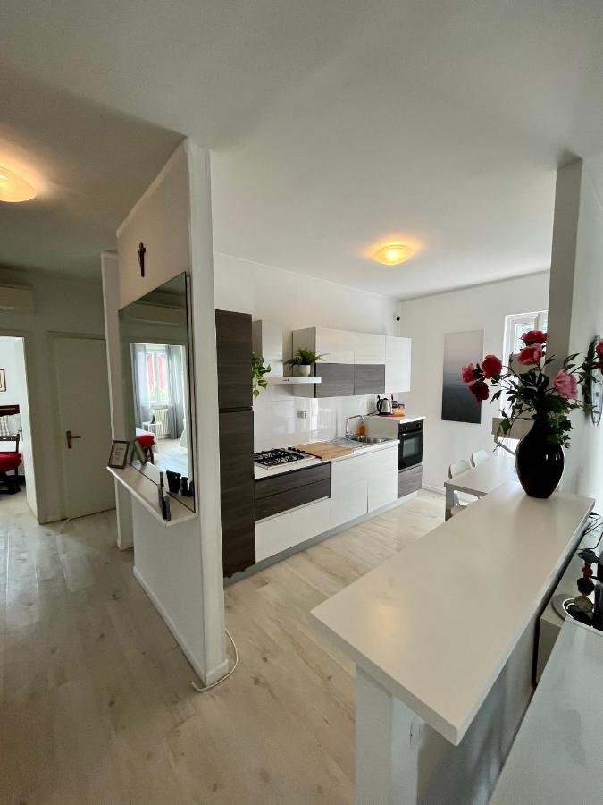 Your Familyapartment In ซีร์มิโอเน ภายนอก รูปภาพ