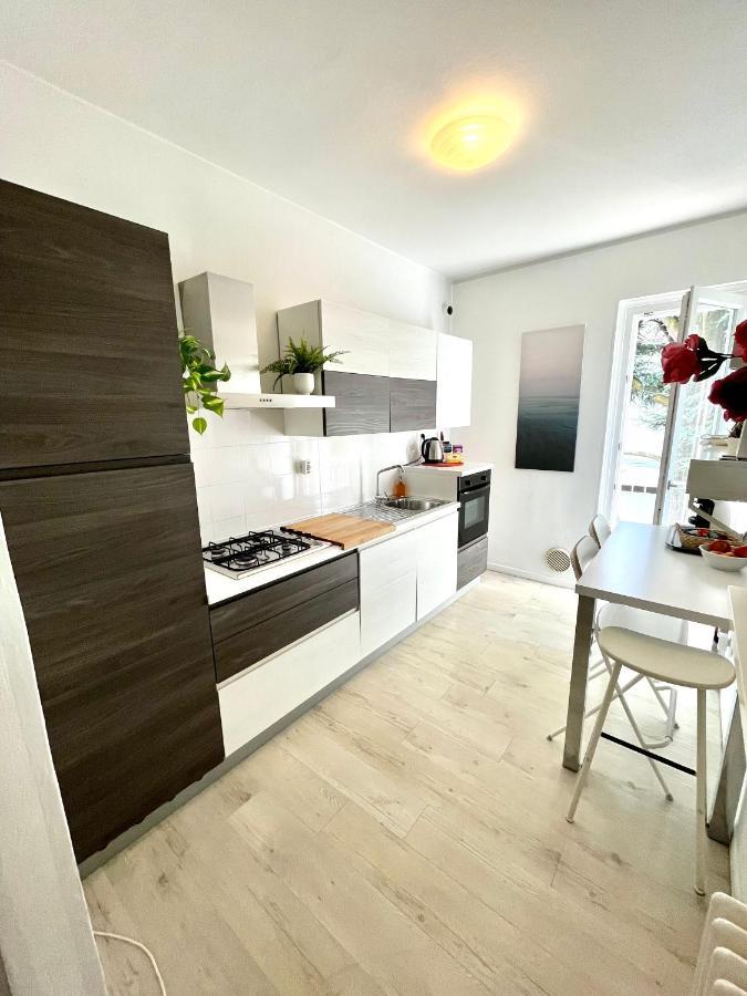 Your Familyapartment In ซีร์มิโอเน ภายนอก รูปภาพ